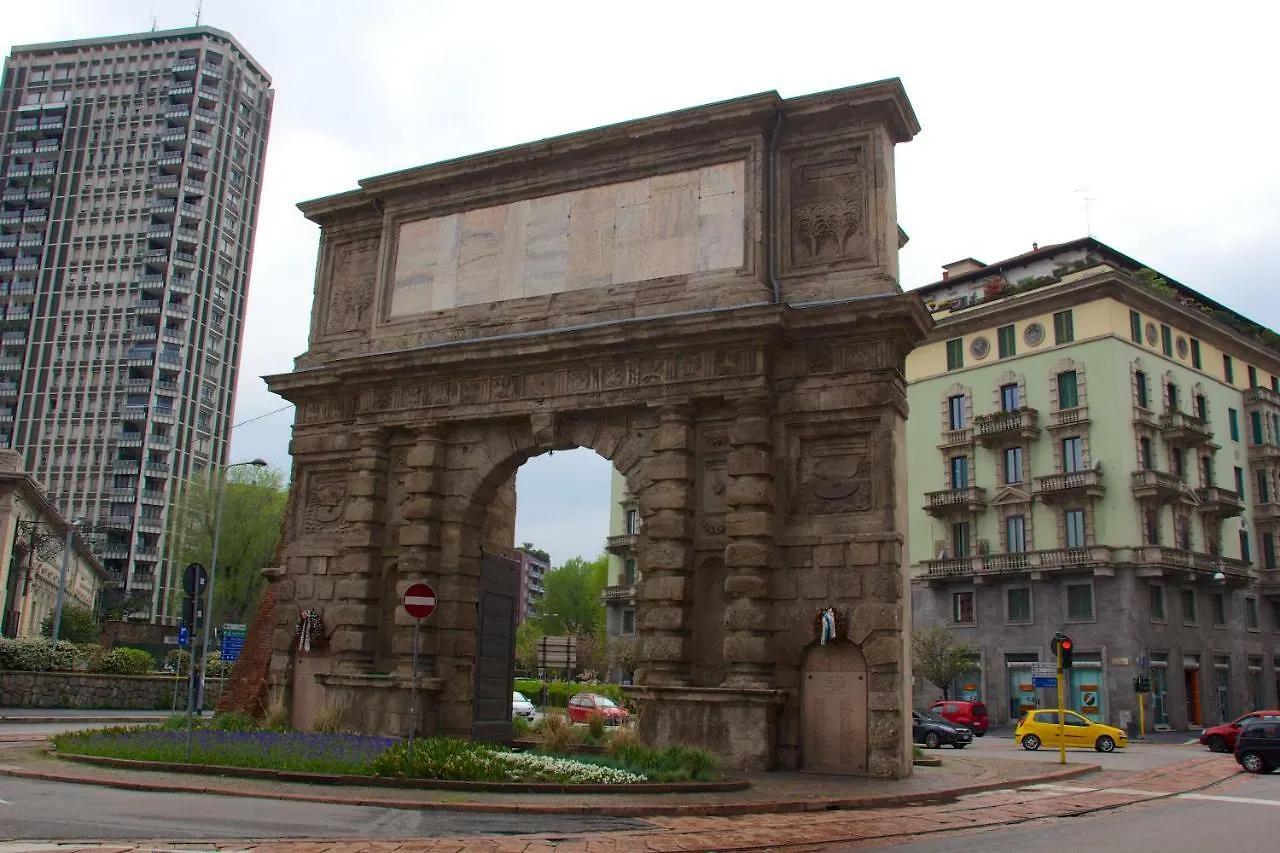 Cozy Central Studio - Porta Romana Apartment Milan Italy